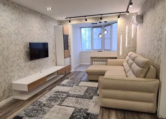 Продается трехкомнатная квартира, 80.4 м2, Москва, улица Лавриненко, 13к2, улица Лавриненко