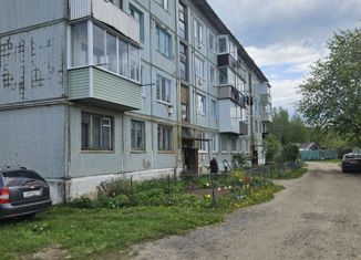 Продаю 3-ком. квартиру, 64 м2, Тульская область, Рабочая улица, 12