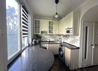 Однокомнатная квартира на продажу, 32.9 м2, Москва, Большая Очаковская улица, 15, метро Озёрная