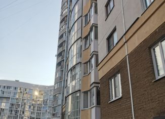 Продам 2-комнатную квартиру, 71.2 м2, Владимир, улица Крайнова, 4, Ленинский район