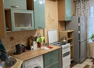 Продается 1-ком. квартира, 40 м2, Москва, улица Академика Миллионщикова, 25, метро Каширская