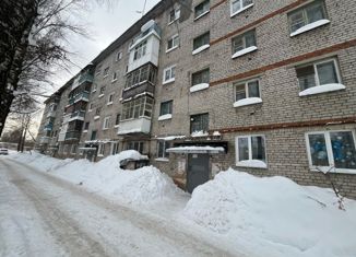 Продажа 2-ком. квартиры, 46.1 м2, Березники, улица Свердлова, 120