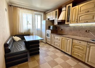 Продаю 2-комнатную квартиру, 59.6 м2, Серпухов, Юбилейная улица, 21