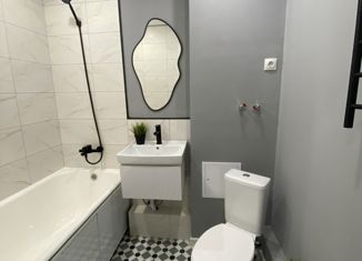 Продам двухкомнатную квартиру, 42 м2, Томск, улица Фёдора Лыткина, 6, Кировский район