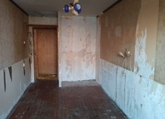 Продам 2-комнатную квартиру, 45 м2, Ломоносов, Александровская улица, 23