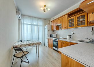 Продается 1-комнатная квартира, 40 м2, Новосибирск, улица Кошурникова, 22/6