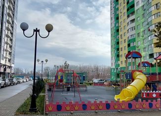 Продам 3-ком. квартиру, 104 м2, Краснодар, улица имени Валерия Гассия, 4/7лит2, ЖК Фреш