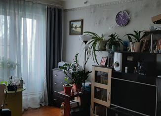 Продаю трехкомнатную квартиру, 57 м2, Приозерск, улица Калинина, 23
