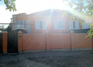 Продается дом, 250 м2, поселок Прохладный, Коммунистическая улица, 78