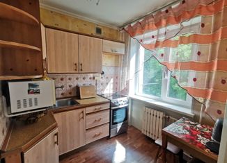 Продажа четырехкомнатной квартиры, 61.2 м2, Камчатский край, улица Чубарова, 10