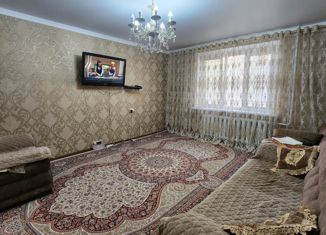 Продажа 3-ком. квартиры, 70 м2, Дагестан, улица 40 лет Дагестана, 18