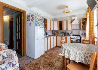 Продается 2-ком. квартира, 57.78 м2, поселок городского типа Синявино, улица Кравченко, 4