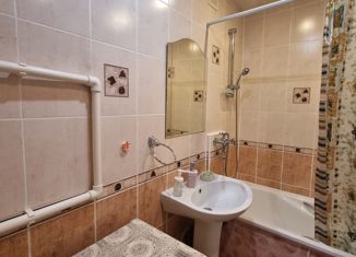 Продается 2-комнатная квартира, 88 м2, Ставрополь, улица Пирогова, 68/3, микрорайон № 34