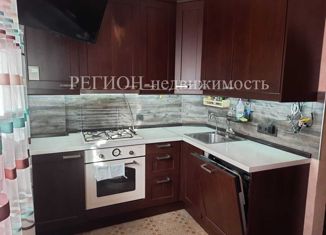 Продается 1-ком. квартира, 41 м2, Белоусово, улица Гурьянова, 41