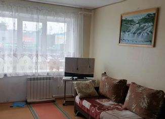 Продается трехкомнатная квартира, 51 м2, Свердловская область, Октябрьская улица, 15