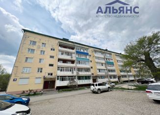 Двухкомнатная квартира на продажу, 51.7 м2, посёлок городского типа Кавалерово, Кузнечная улица, 19