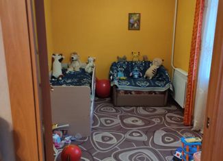 Продам 4-комнатную квартиру, 63 м2, Тольятти, улица Ленина, 52, Центральный район