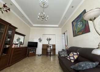 Двухкомнатная квартира на продажу, 57 м2, Санкт-Петербург, проспект Стачек, 57