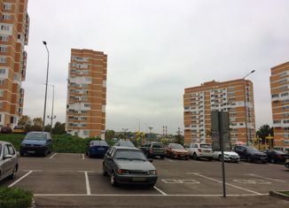 Продам 1-комнатную квартиру, 39.8 м2, посёлок Марьино, улица Харлампиева, 48к1