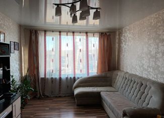 Продается трехкомнатная квартира, 57.8 м2, Вельск, улица Толстого, 12