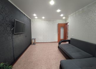 Продажа 2-ком. квартиры, 52 м2, Менделеевск, улица Татарстана, 7