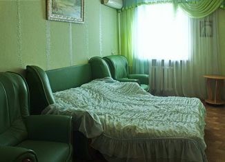 Однокомнатная квартира в аренду, 55 м2, Севастополь, улица Гоголя, 20