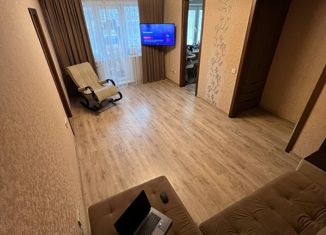 Продаю 2-комнатную квартиру, 45.2 м2, Красноярск, Семафорная улица, 419, Кировский район