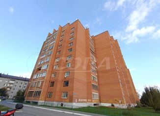 Продам 2-ком. квартиру, 68 м2, Тюмень, улица 9 Января, 164к2, Калининский округ