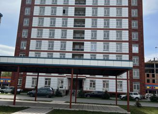 Продаю четырехкомнатную квартиру, 121.2 м2, Нальчик, Балкарская улица, 97, район Затишье