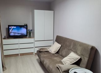 Продам 2-ком. квартиру, 40.2 м2, рабочий посёлок Крестцы, Лесная улица, 26