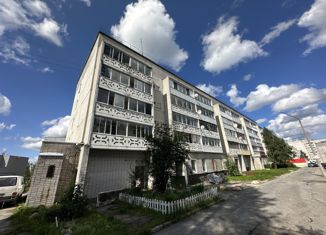 Продаю 2-ком. квартиру, 50.4 м2, Костомукша, улица Калевала, 11