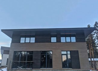 Продается дом, 180 м2, коттеджный поселок Патроны Парк, улица Искристых Родников