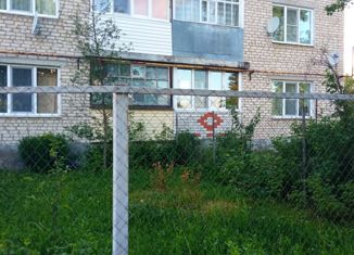 Продажа трехкомнатной квартиры, 72 м2, деревня Дешовки, улица Механизаторов, 5