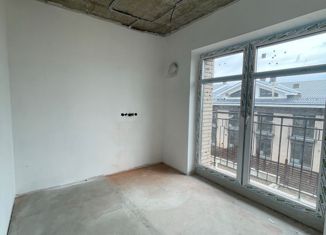 Продам 4-комнатную квартиру, 146 м2, деревня Новолисиха, Французский квартал, 13