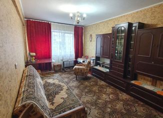 Трехкомнатная квартира на продажу, 62.5 м2, Омск, улица 50 лет ВЛКСМ, 2А