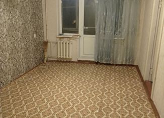 Продаю трехкомнатную квартиру, 56 м2, рабочий поселок Приволжский, 2-й квартал, 38
