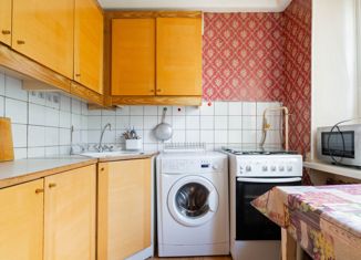 Продаю 3-комнатную квартиру, 58.7 м2, Санкт-Петербург, проспект Юрия Гагарина, 20к2, муниципальный округ Гагаринское