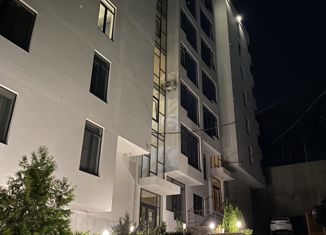 Продам 1-ком. квартиру, 42 м2, село Мысхако, Соловьиная улица, 11