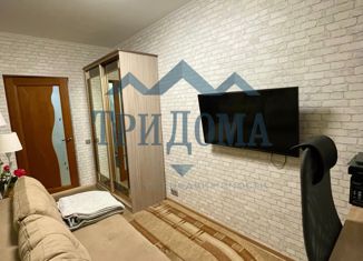 Продаю 2-ком. квартиру, 40.9 м2, Красноярский край, улица Академика Киренского, 122