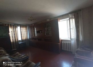 Продажа 3-комнатной квартиры, 61 м2, Россошь, улица 9 Января, 15