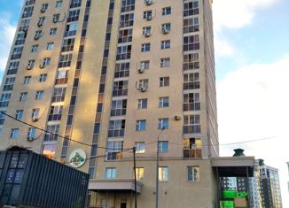 Продажа двухкомнатной квартиры, 64 м2, Якутск, улица Свердлова, 9/1, ЖК Мир