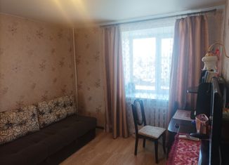 Продается 3-комнатная квартира, 59.4 м2, Ижевск, улица Гагарина, 13, Привокзальный жилой район
