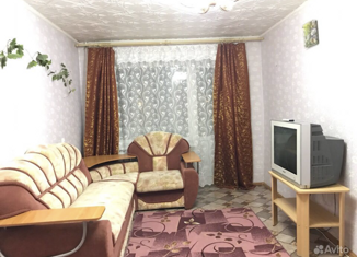 Продаю 1-комнатную квартиру, 32 м2, Артёмовский, улица Гагарина, 1А