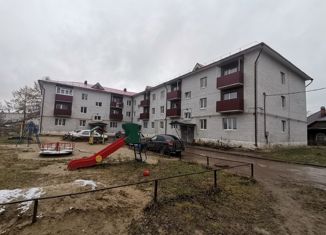 Продается 1-комнатная квартира, 38 м2, Кудымкар, улица Яковкина, 3