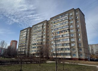 Продается двухкомнатная квартира, 50 м2, Липецкая область, улица Катукова, 26