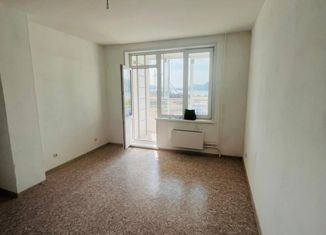 Продам 2-комнатную квартиру, 38.2 м2, Красноярск, улица Лесников, 37Б, Свердловский район