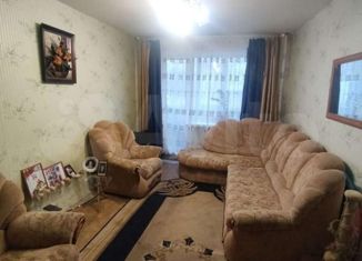 Продаю 2-комнатную квартиру, 50 м2, Великие Луки, улица Пескарева, 15