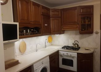 Продам 3-ком. квартиру, 70 м2, Москва, улица Шаболовка, 29к2, район Якиманка