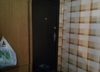 Продам трехкомнатную квартиру, 61 м2, Междуреченск, улица Ермака, 10