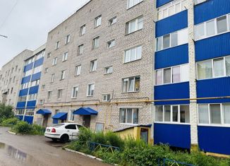 Продается 3-комнатная квартира, 60.8 м2, Бирск, улица Гагарина, 87